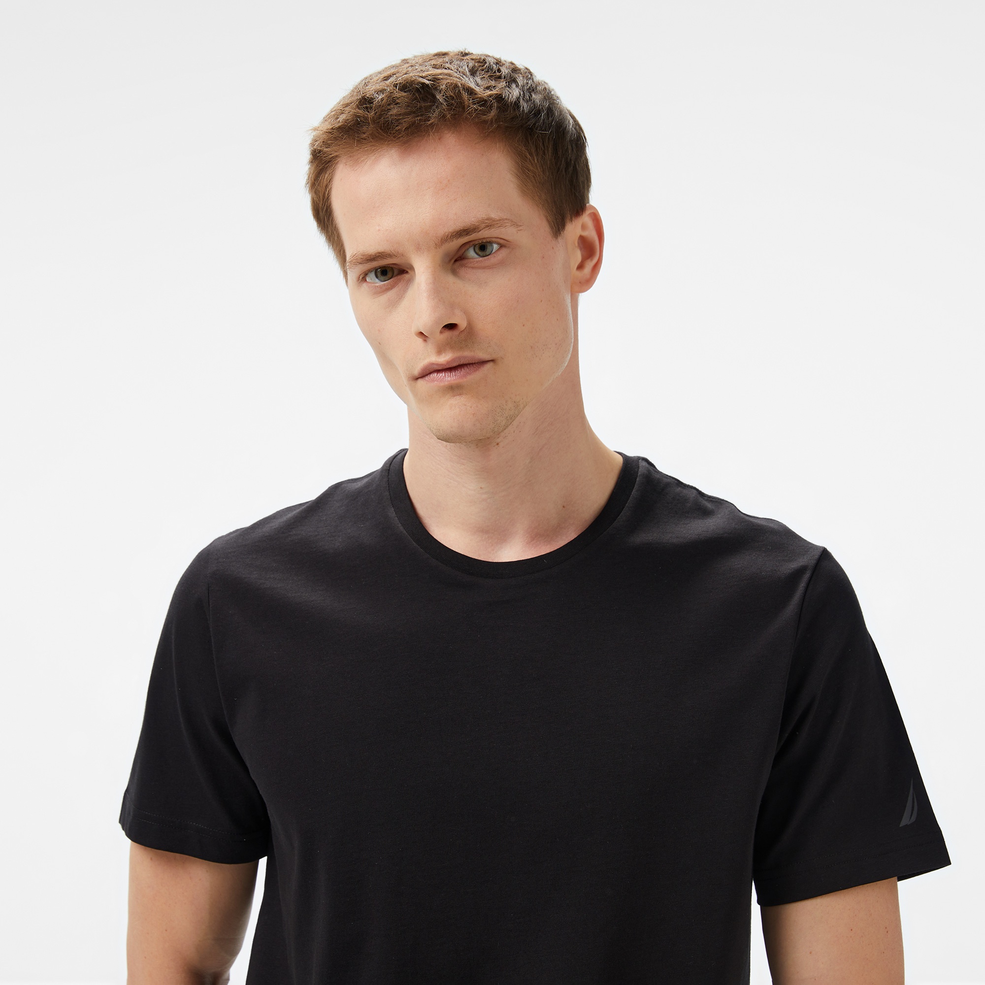 Nautica Erkek Siyah Regular Fit T-Shirt