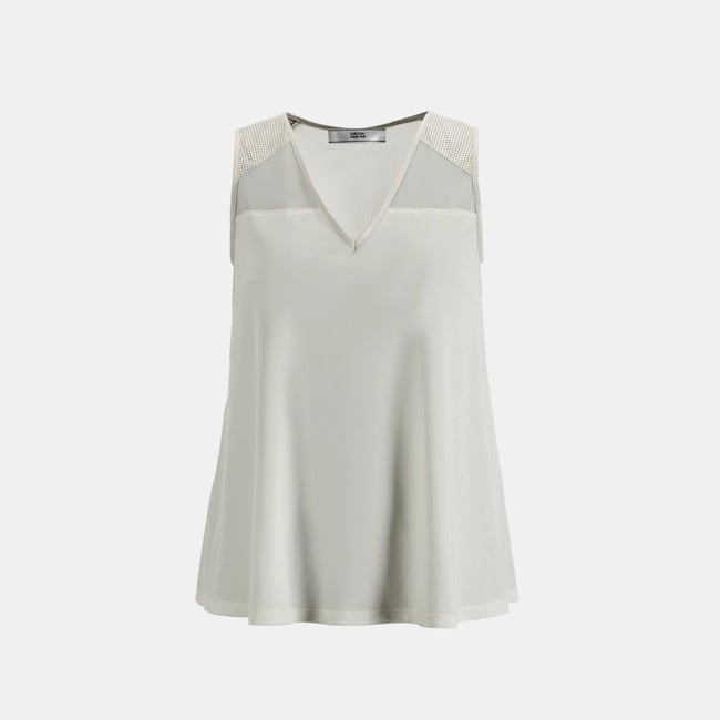  Kadın Beyaz Deri Detaylı Perforeli Bluz