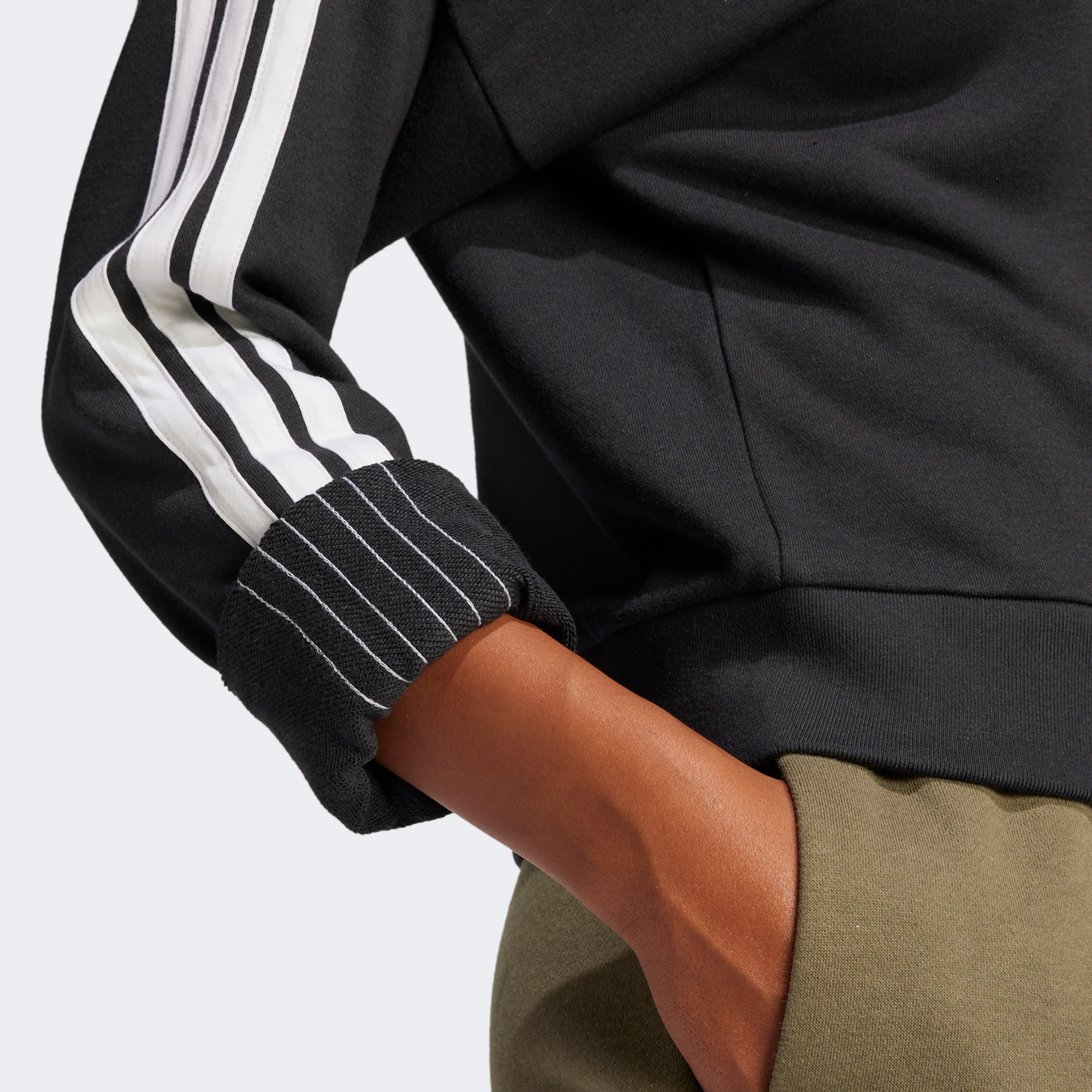 adidas Essentials 3 Stripes French Terry Kadın Siyah Sweatshirt