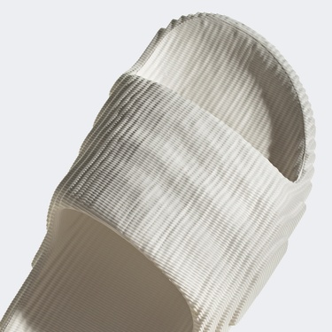  adidas Adilette 22 W Kadın Beyaz Terlik