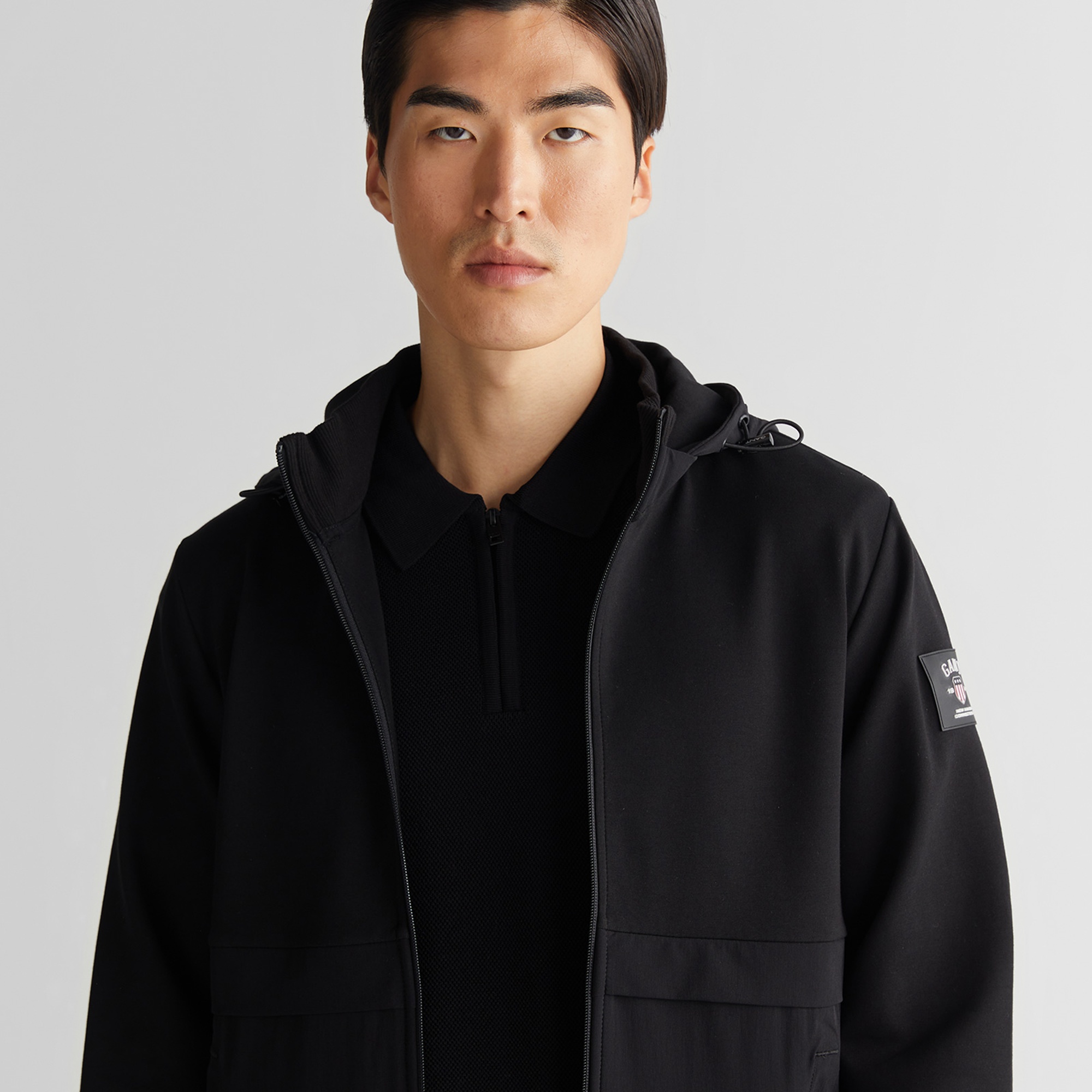 GANT Erkek Siyah Regular Fit Kapüşonlu Sweatshirt