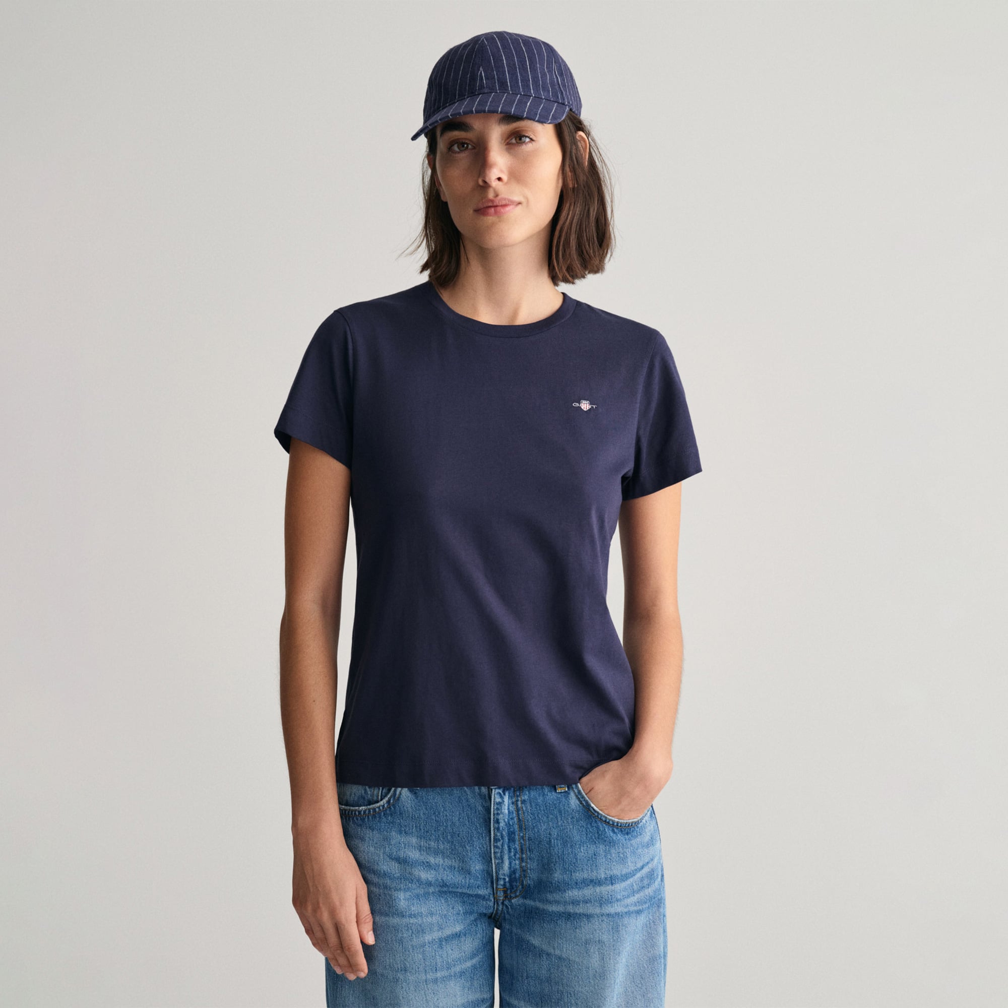  GANT Kadın Lacivert Regular Fit Bisiklet Yaka T-Shirt