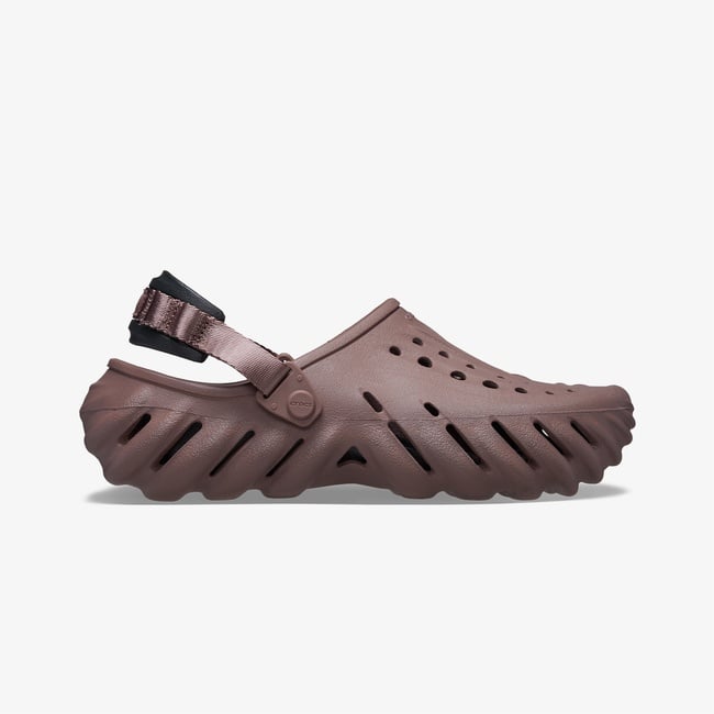  Crocs Echo Clog Kadın Kahverengi Terlik