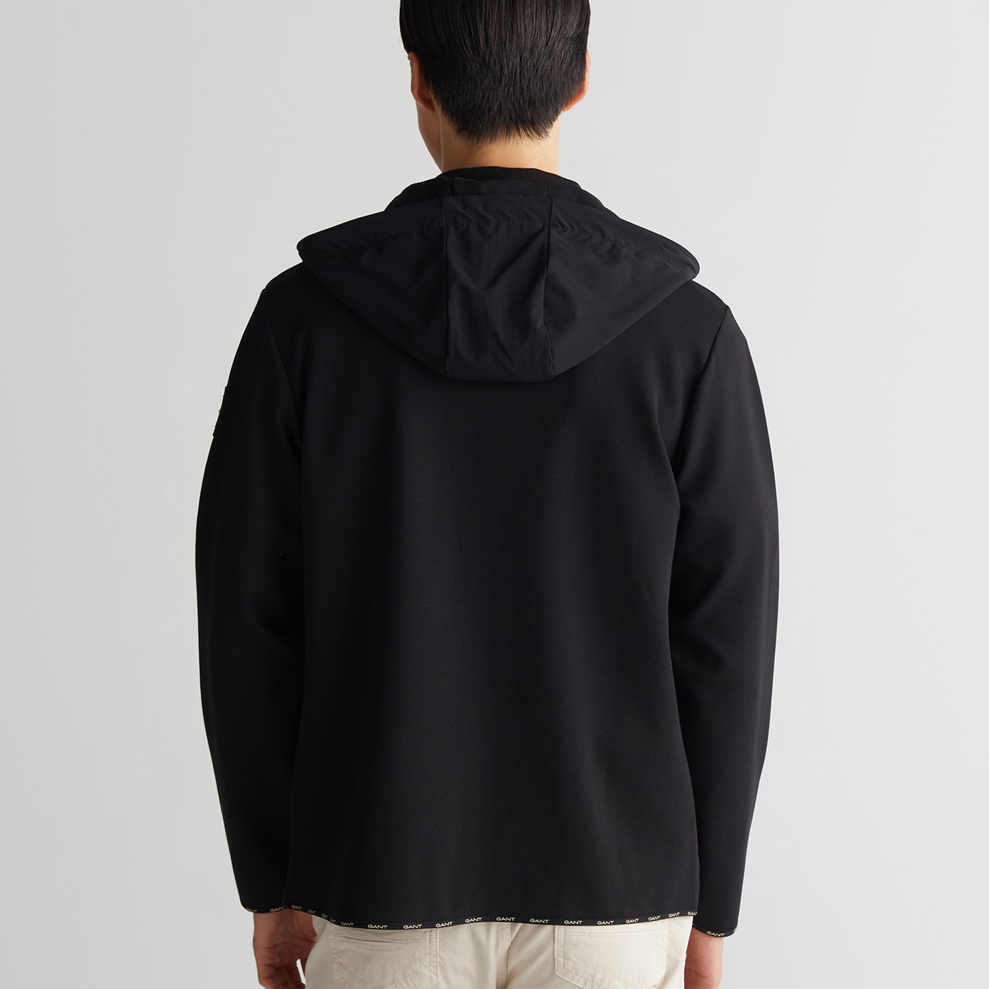 GANT Erkek Siyah Regular Fit Kapüşonlu Sweatshirt