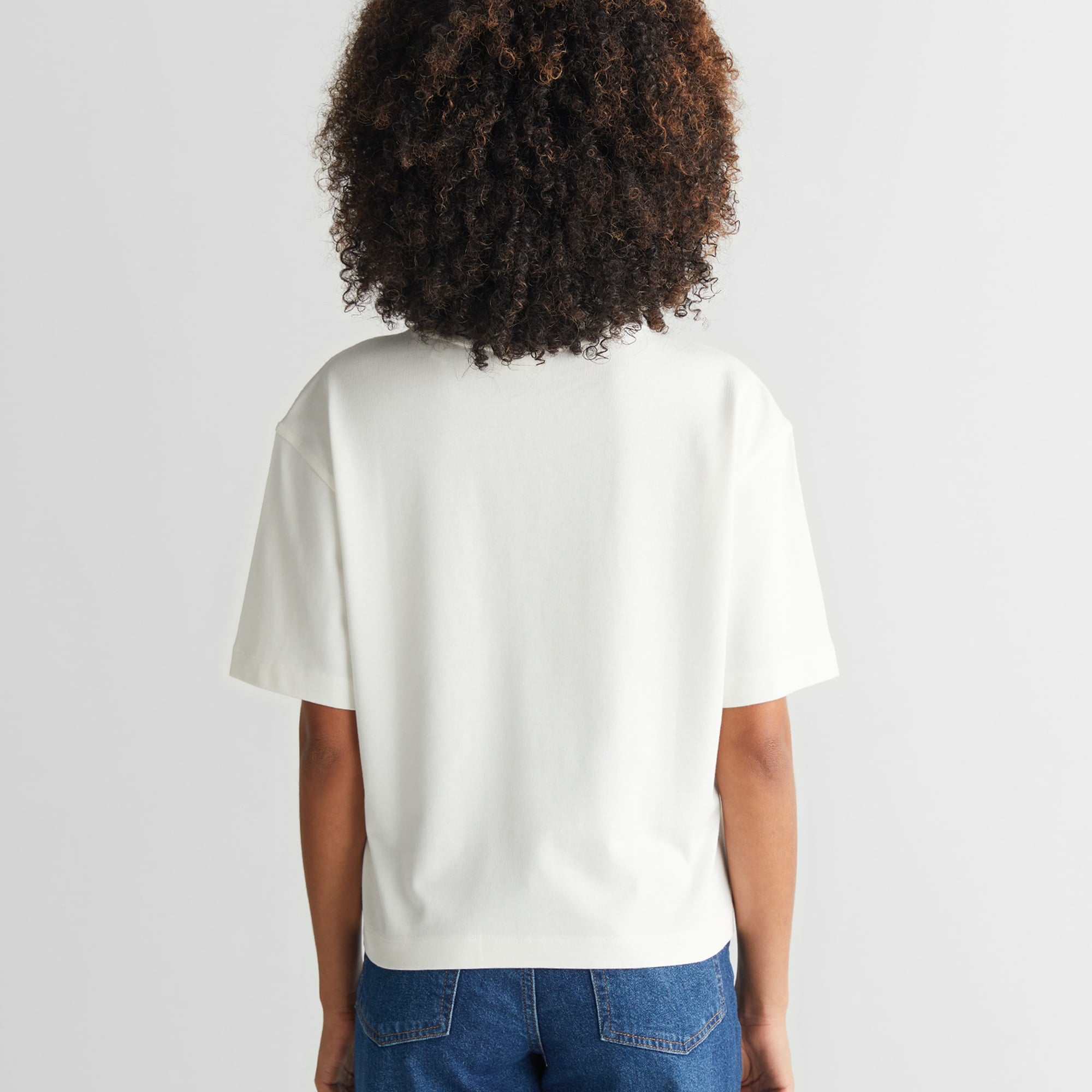 GANT Kadın Krem Bisiklet Yaka Logolu T-Shirt