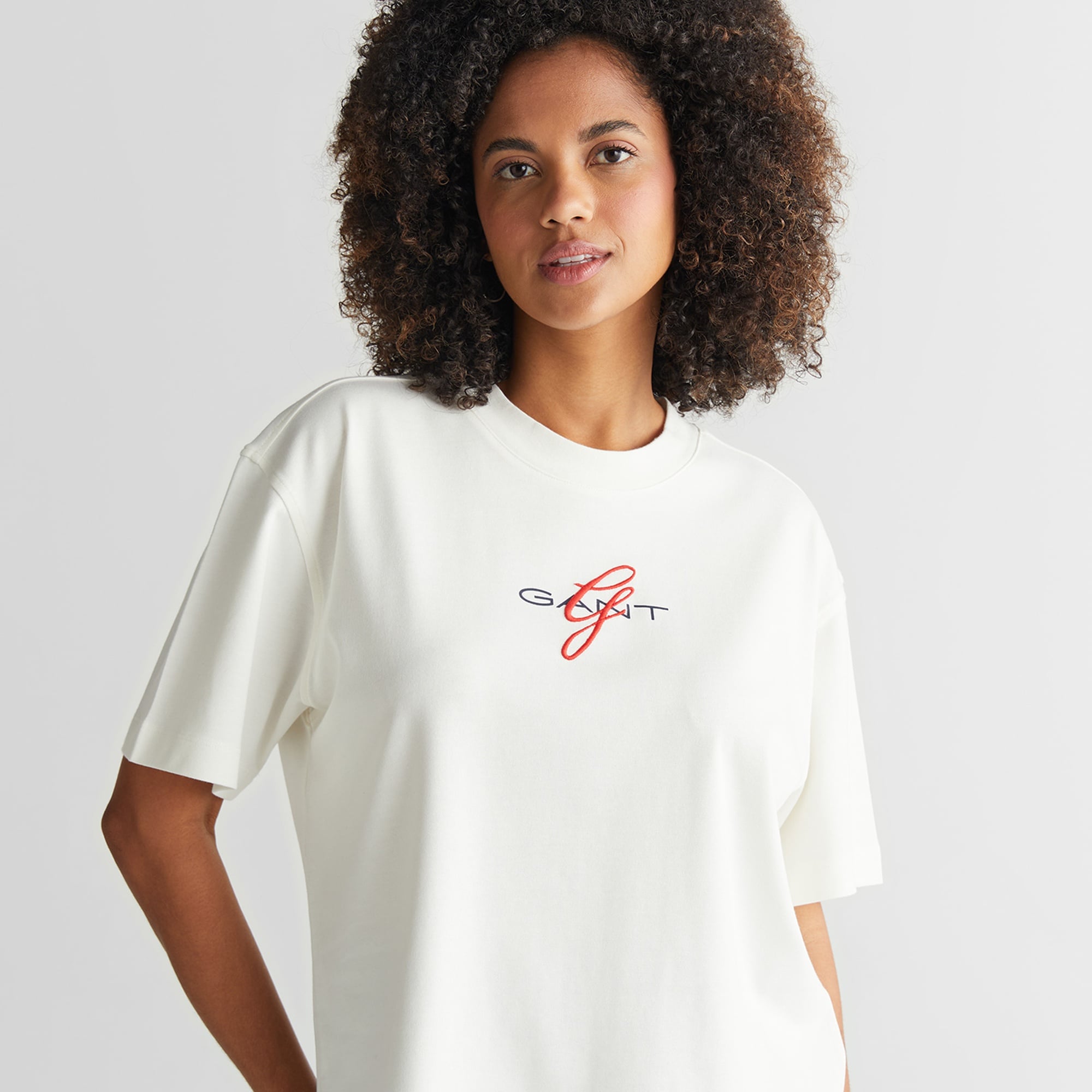 GANT Kadın Krem Bisiklet Yaka Logolu T-Shirt