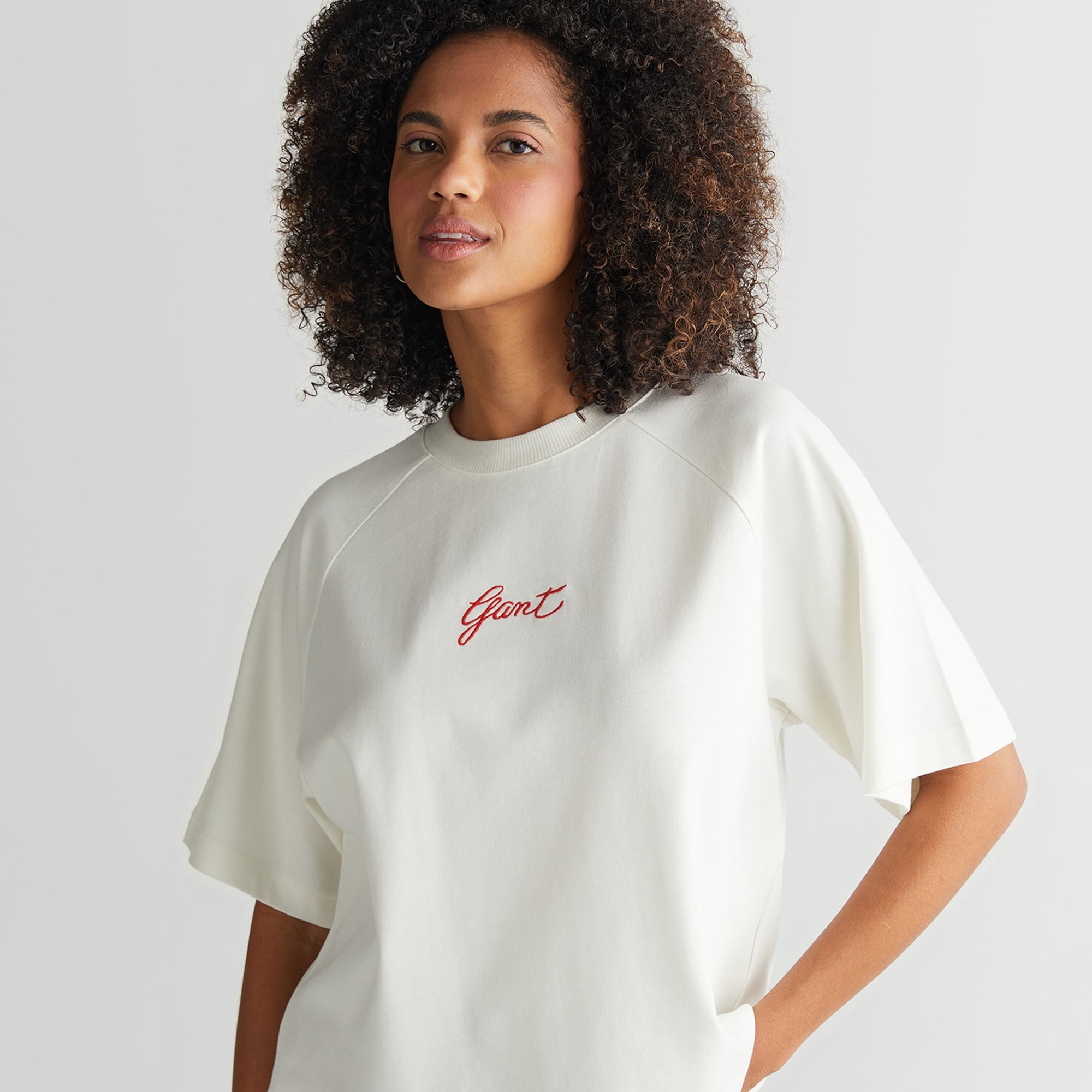 GANT Kadın Krem Bisiklet Yaka Logolu T-Shirt