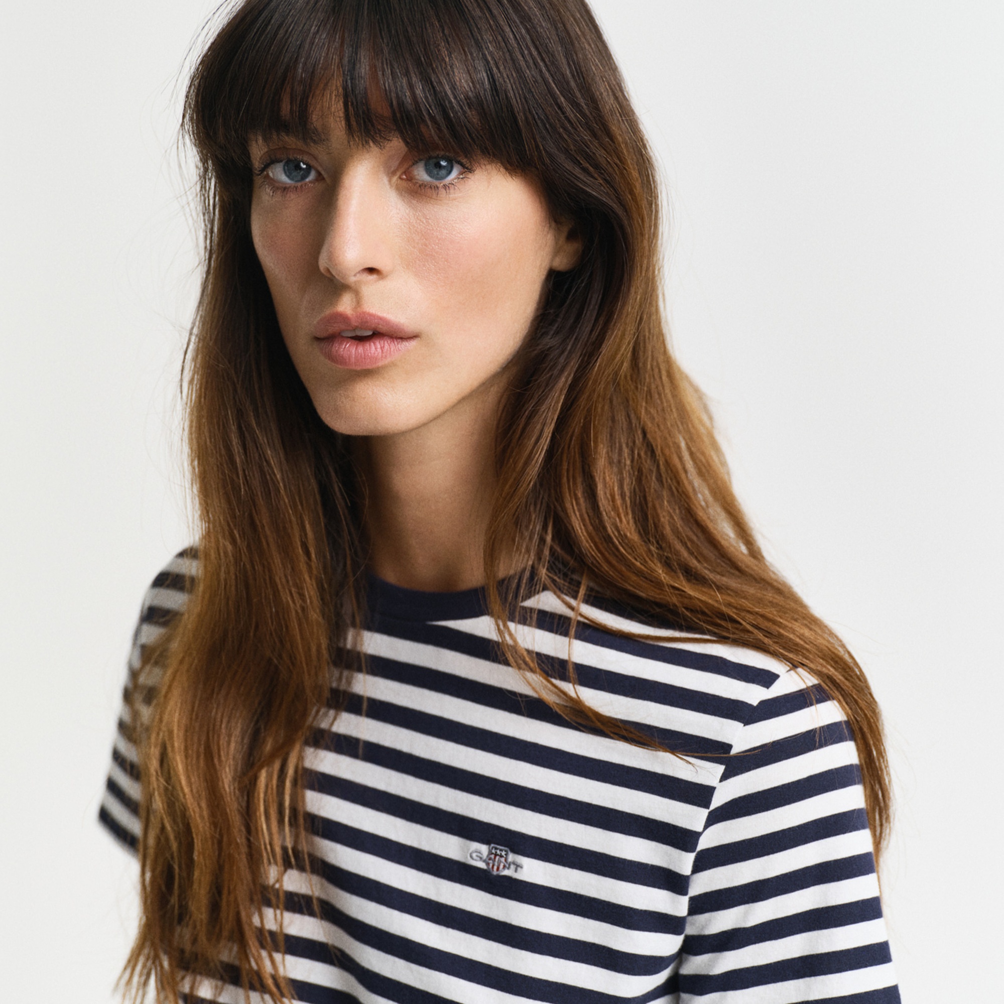 GANT Kadın Lacivert Regular Fit Bisiklet Yaka Çizgili T-Shirt