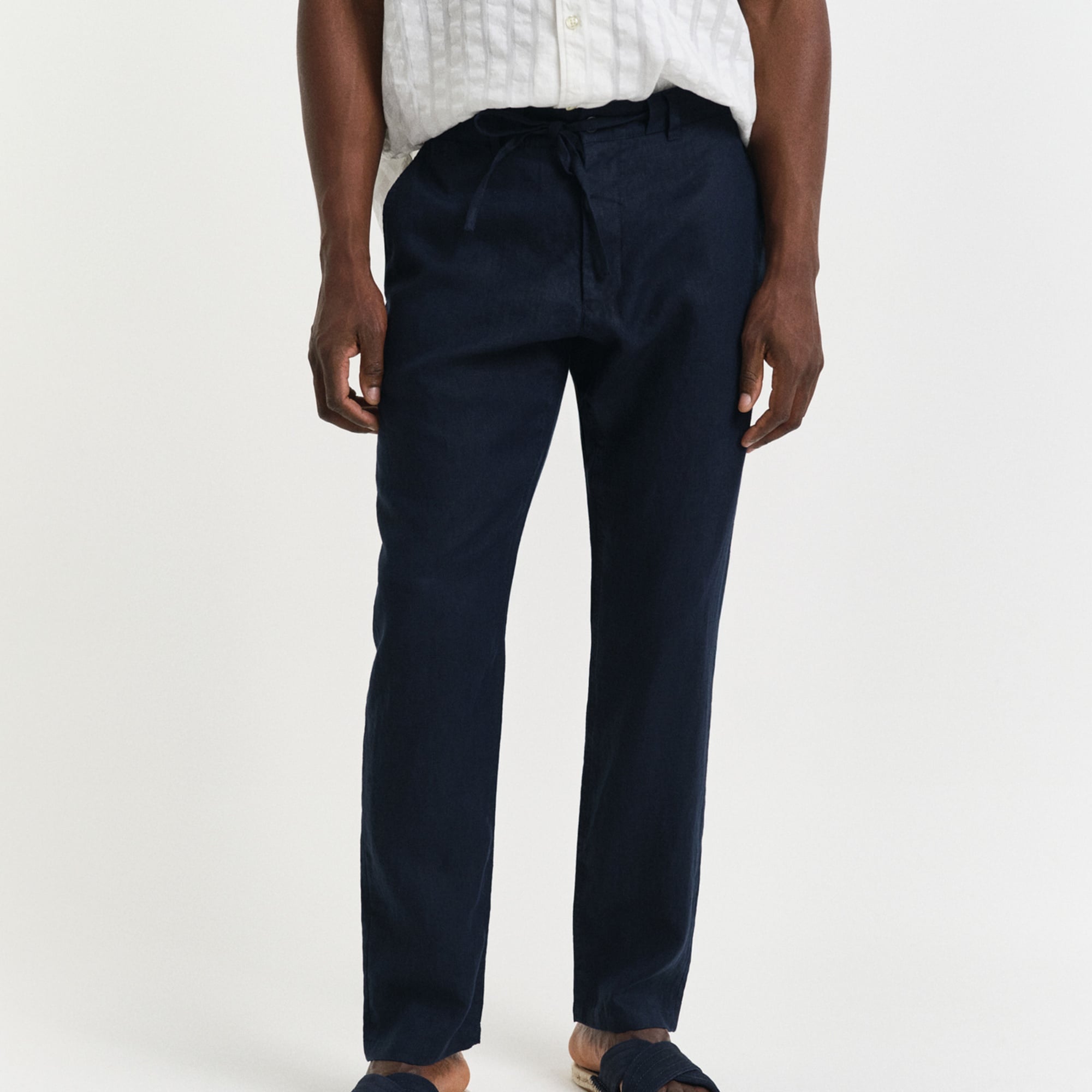 GANT Erkek Lacivert Relaxed Fit Pantolon
