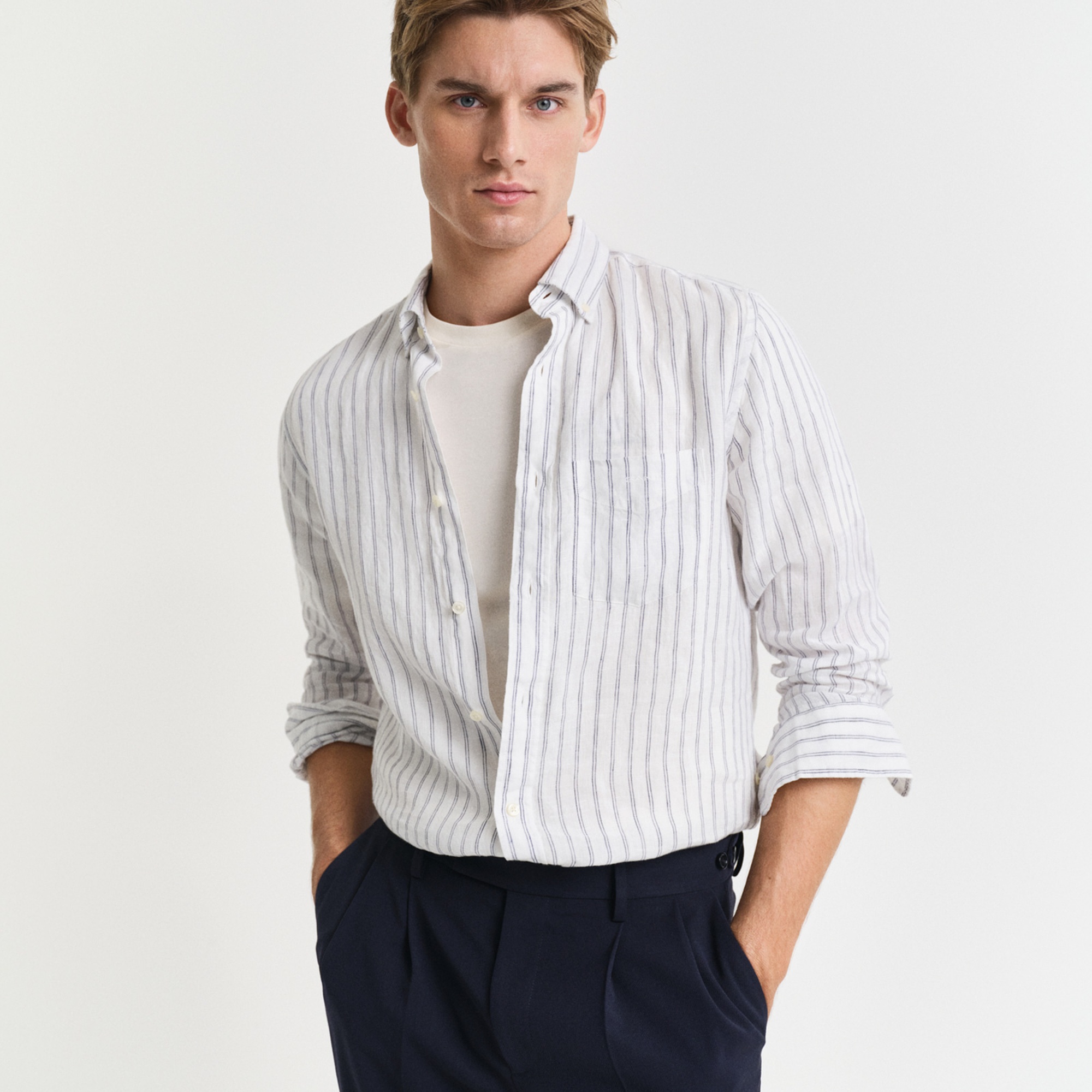 GANT Erkek Beyaz Regular Fit Düğmeli Yaka Çizgili Gömlek