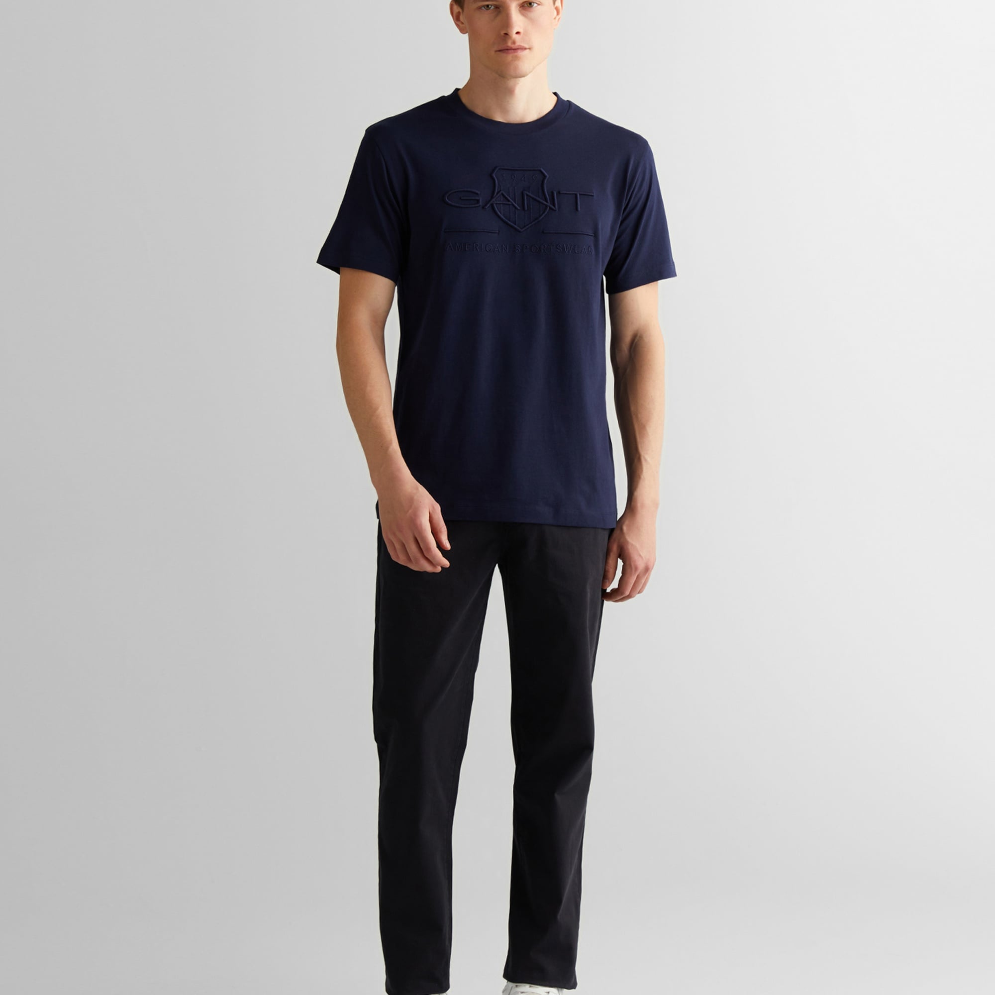 GANT Erkek Lacivert Regular Fit Bisiklet Yaka Logolu T-Shirt