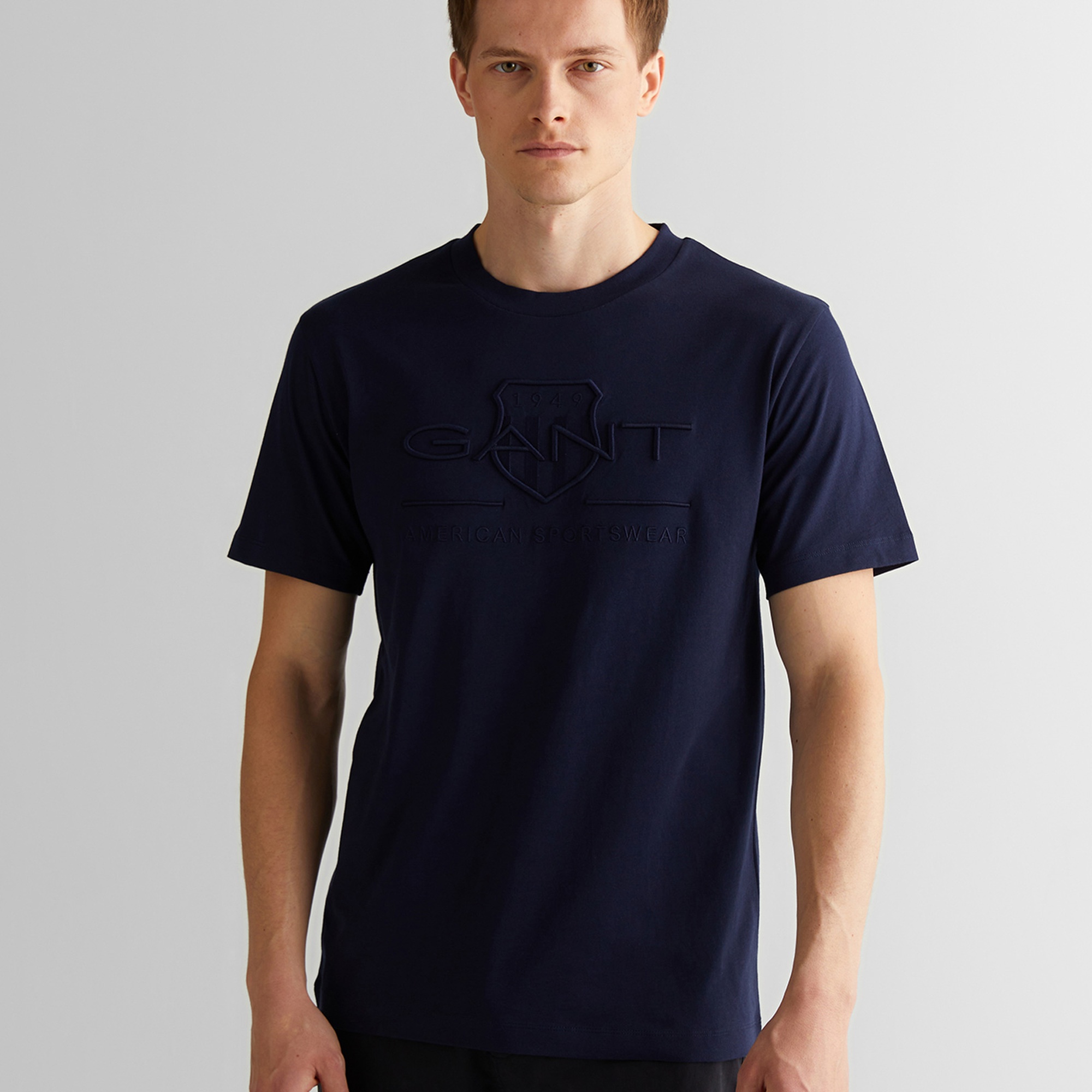 GANT Erkek Lacivert Regular Fit Bisiklet Yaka Logolu T-Shirt