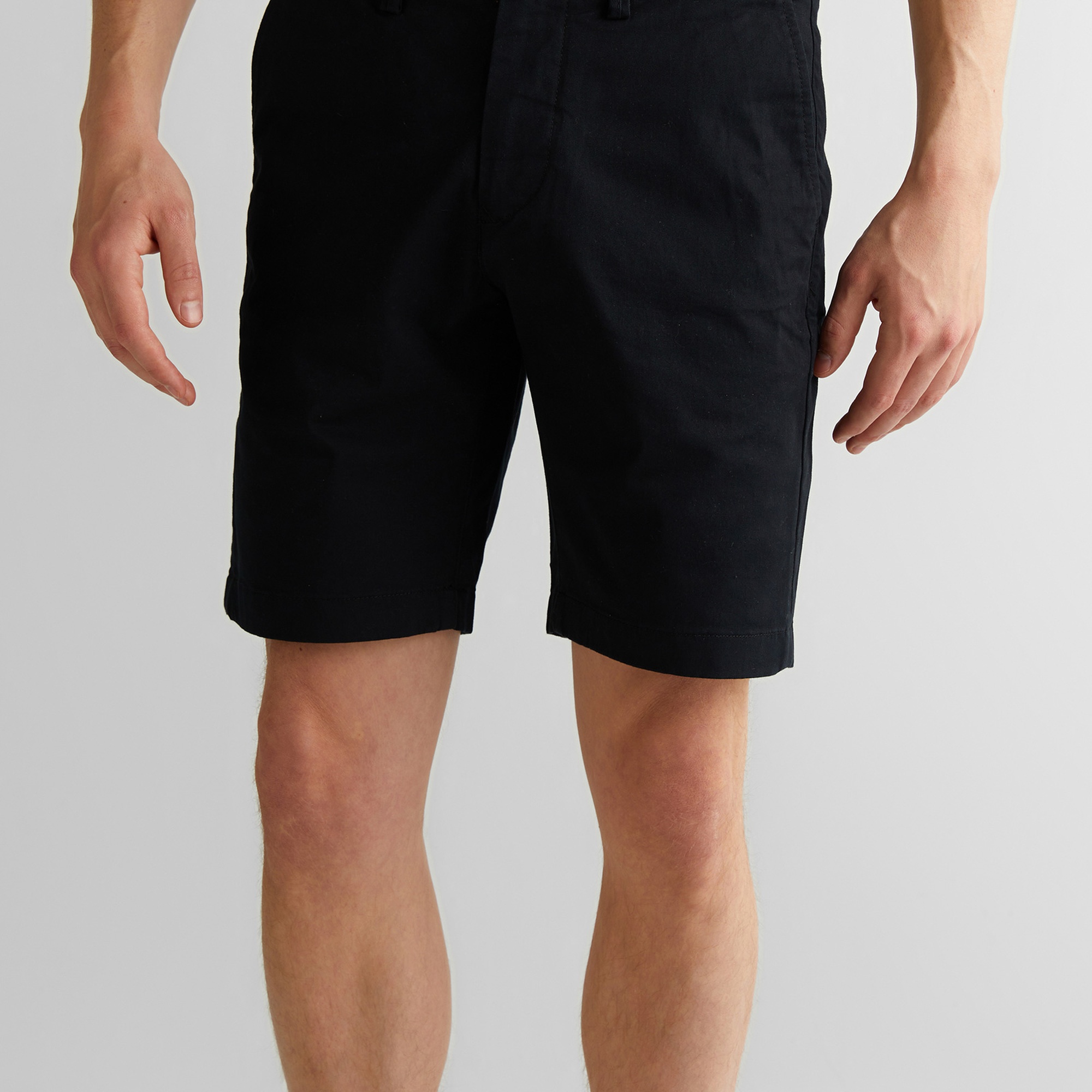 GANT Erkek Siyah Slim Fit Şort