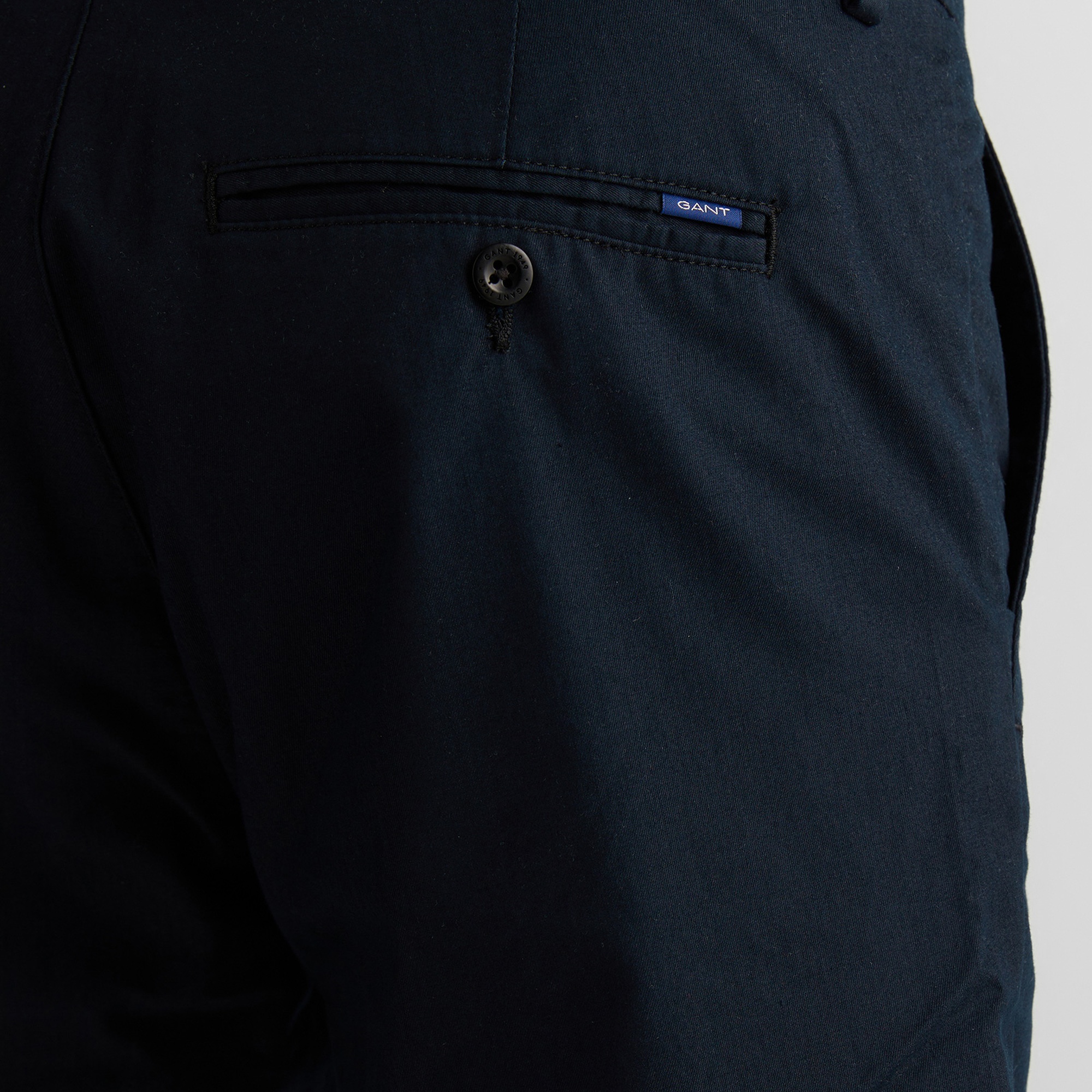 GANT Erkek Siyah Slim Fit Şort