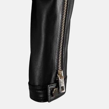  Kadın Siyah Perfore Detaylı Deri Ceket