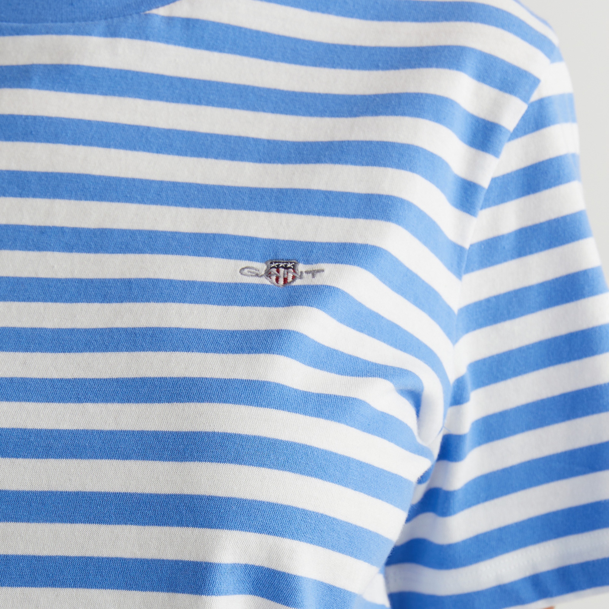 GANT Kadın Mavi Regular Fit Bisiklet Yaka Çizgili T-Shirt