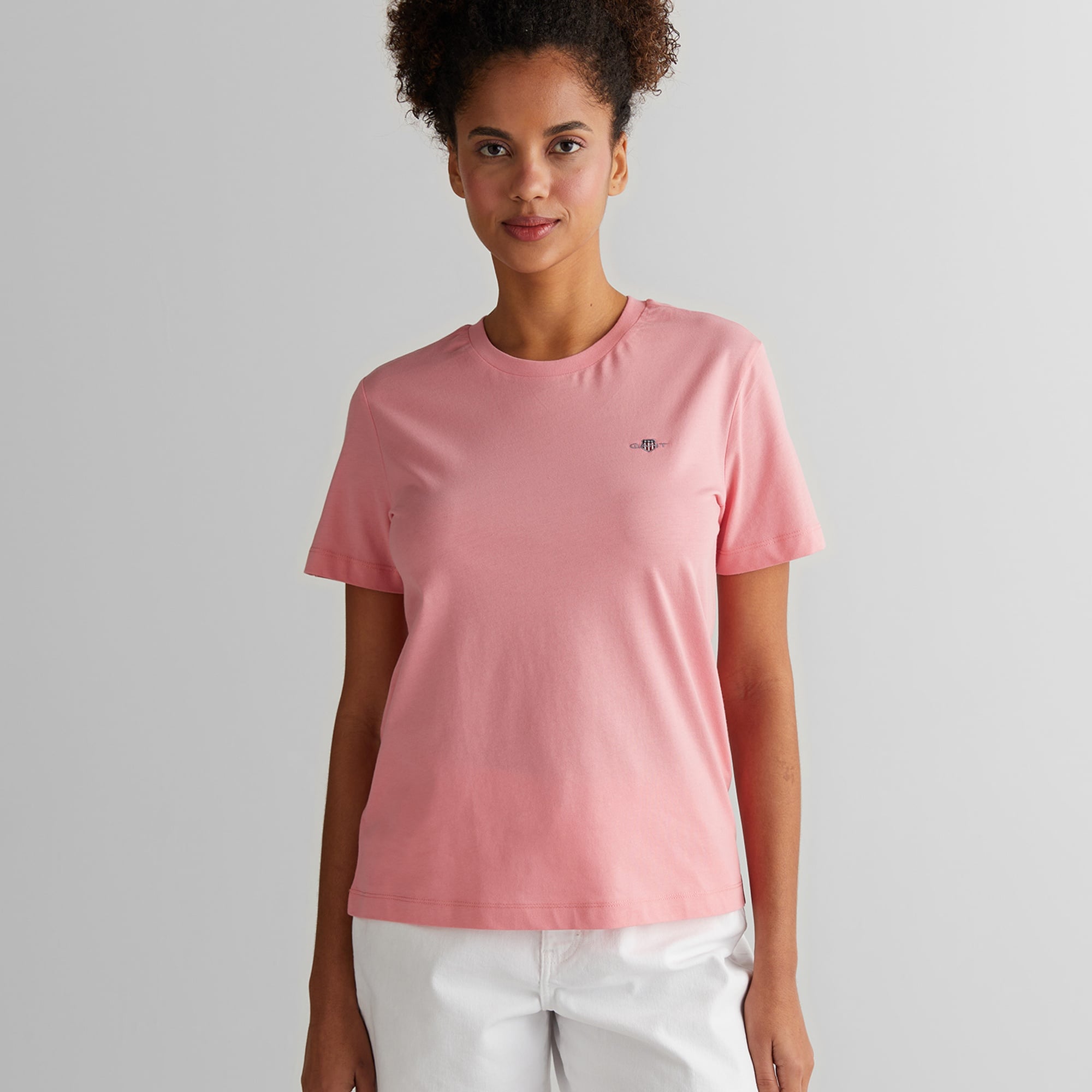 GANT Kadın Pembe Regular Fit Bisiklet Yaka T-Shirt