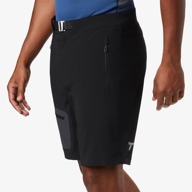  Columbia Titan Pass Erkek Siyah Günlük Şort