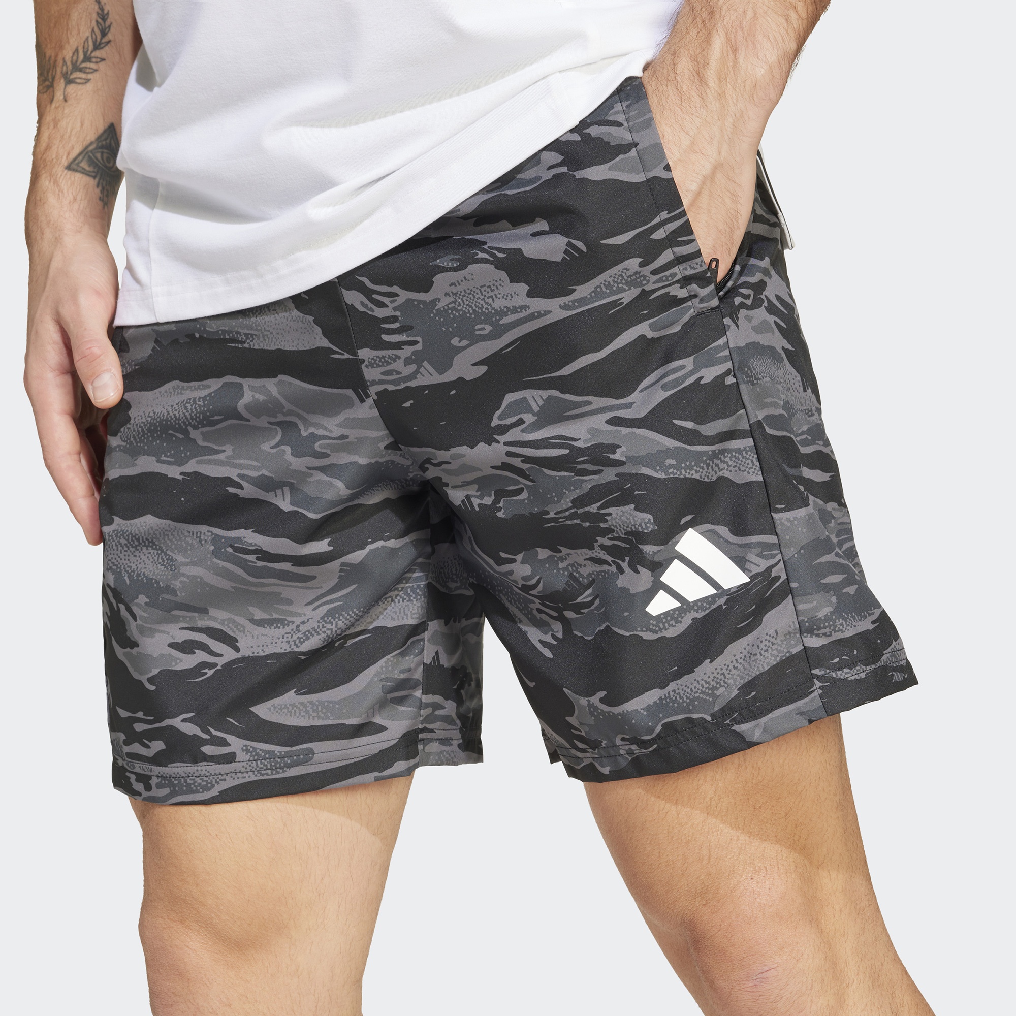 adidas Train Essentials Allover Print Camo Erkek Siyah Antrenman Şort