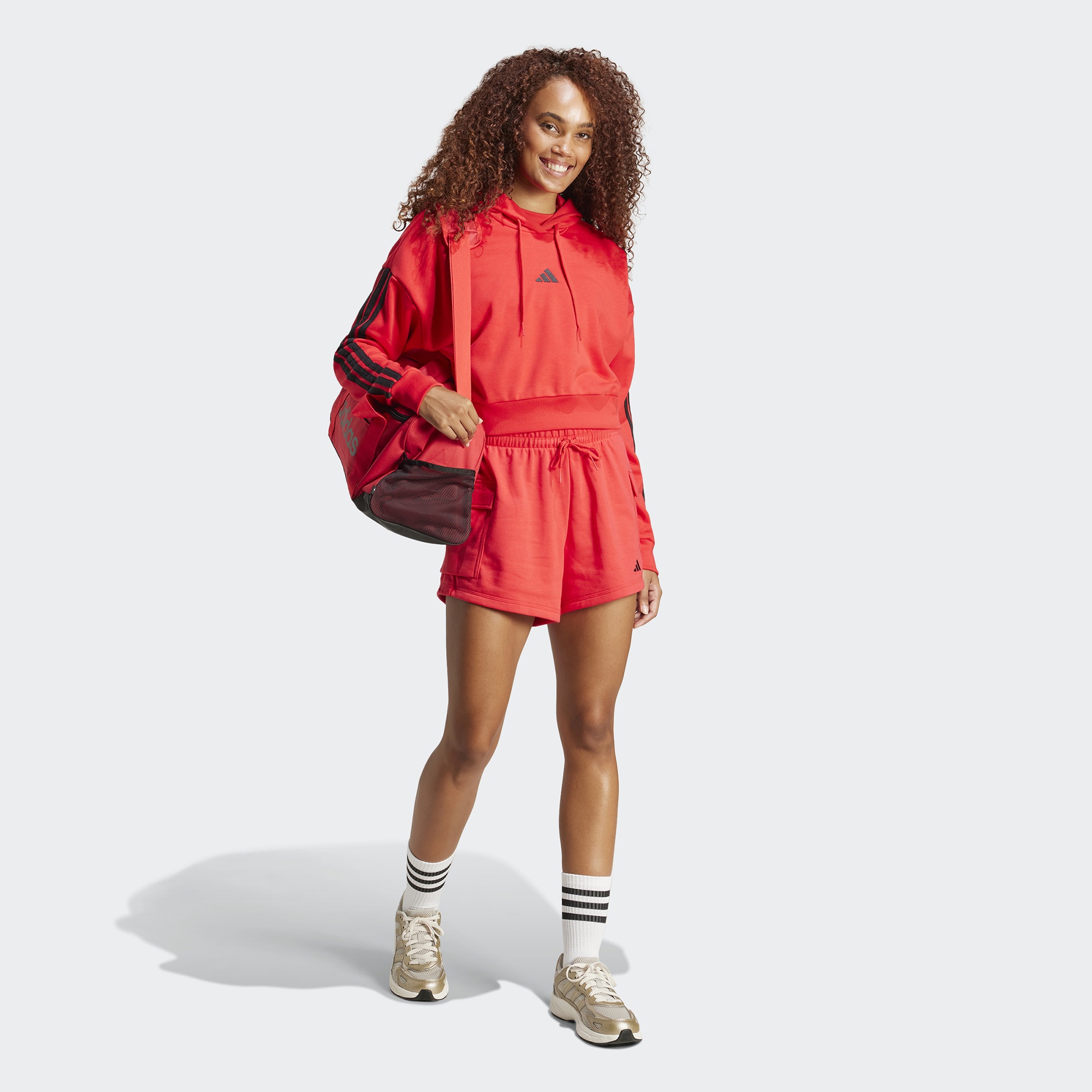 adidas Essentials Small Logo French Terry Cargo Kadın Kırmızı Şort