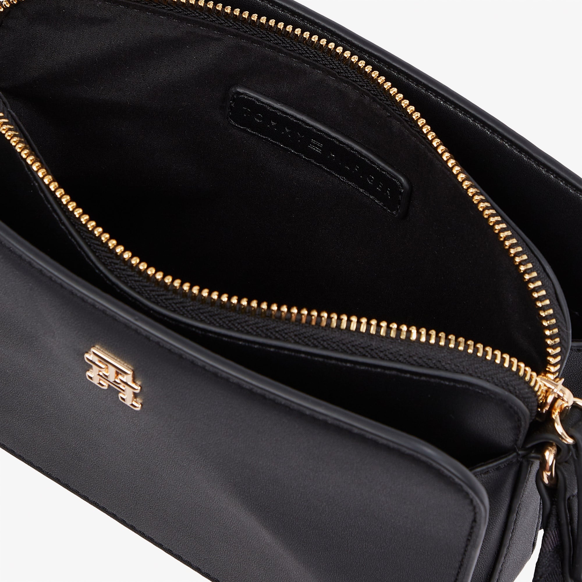 Tommy Hilfiger Logotape Kadın Siyah El Çantası