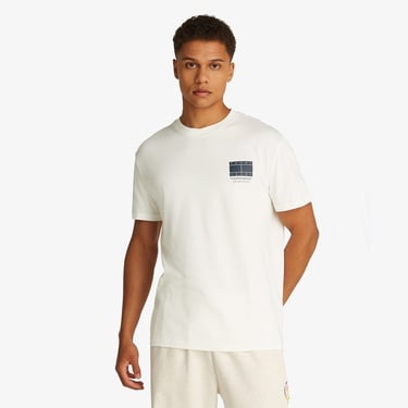  Tommy Jeans Graphic Ext Erkek Beyaz T-Shirt