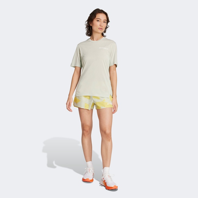  adidas Wmt Ligh Sh Aop Kadın Sarı Koşu Şortu