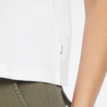  Guess Kadın Beyaz T-Shirt
