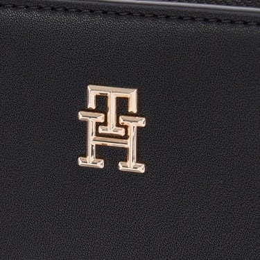  Tommy Hilfiger Logotape Kadın Siyah El Çantası
