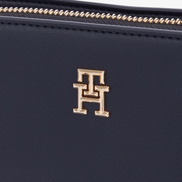  Tommy Hilfiger Logotape Kadın Lacivert El Çantası