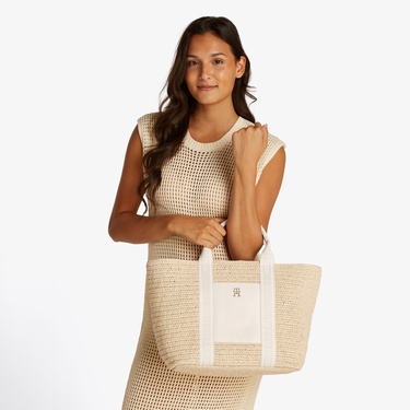  Tommy Hilfiger Spring Logo Kadın Bej Plaj Çantası