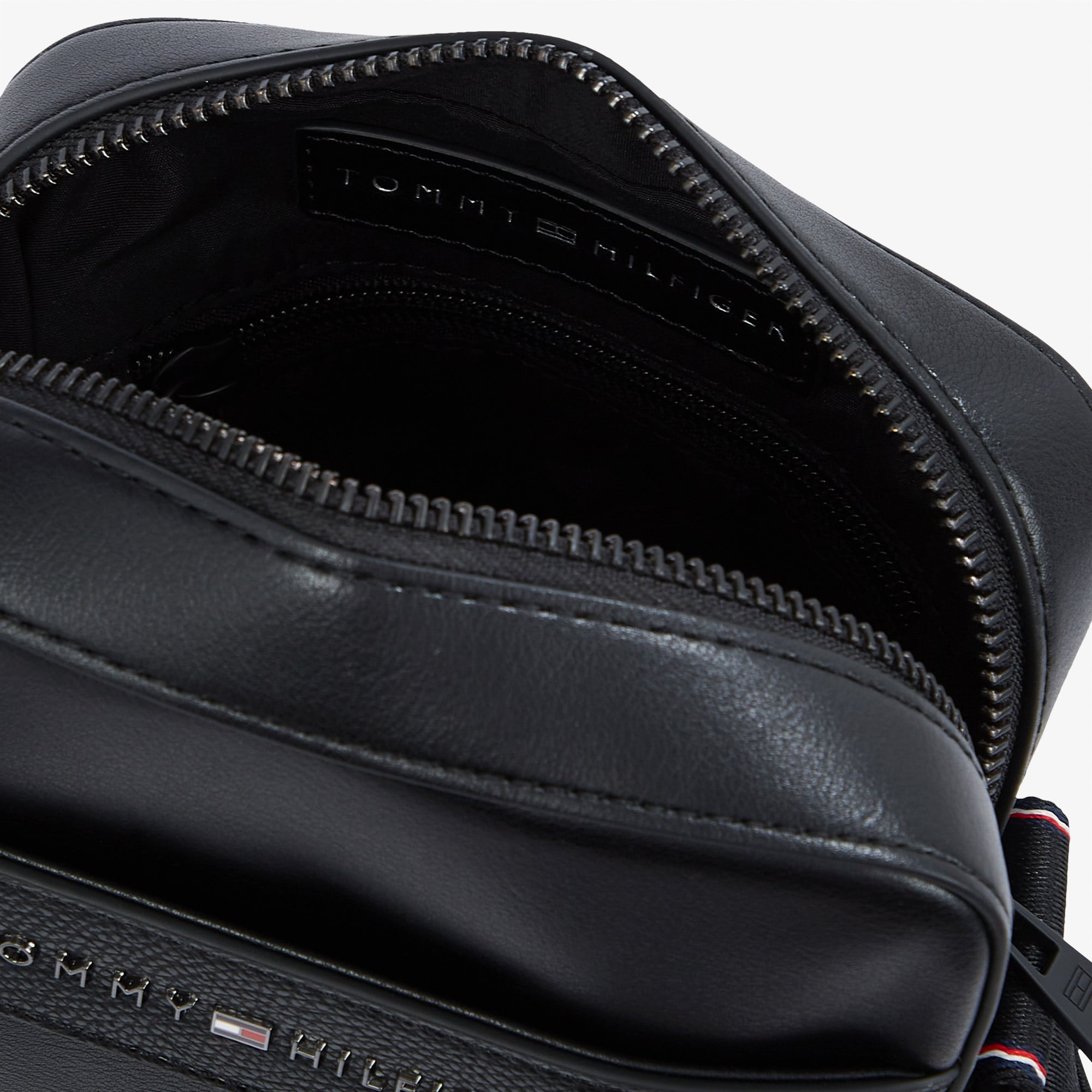 Tommy Hilfiger Corp Mini Erkek Siyah Çapraz Çanta