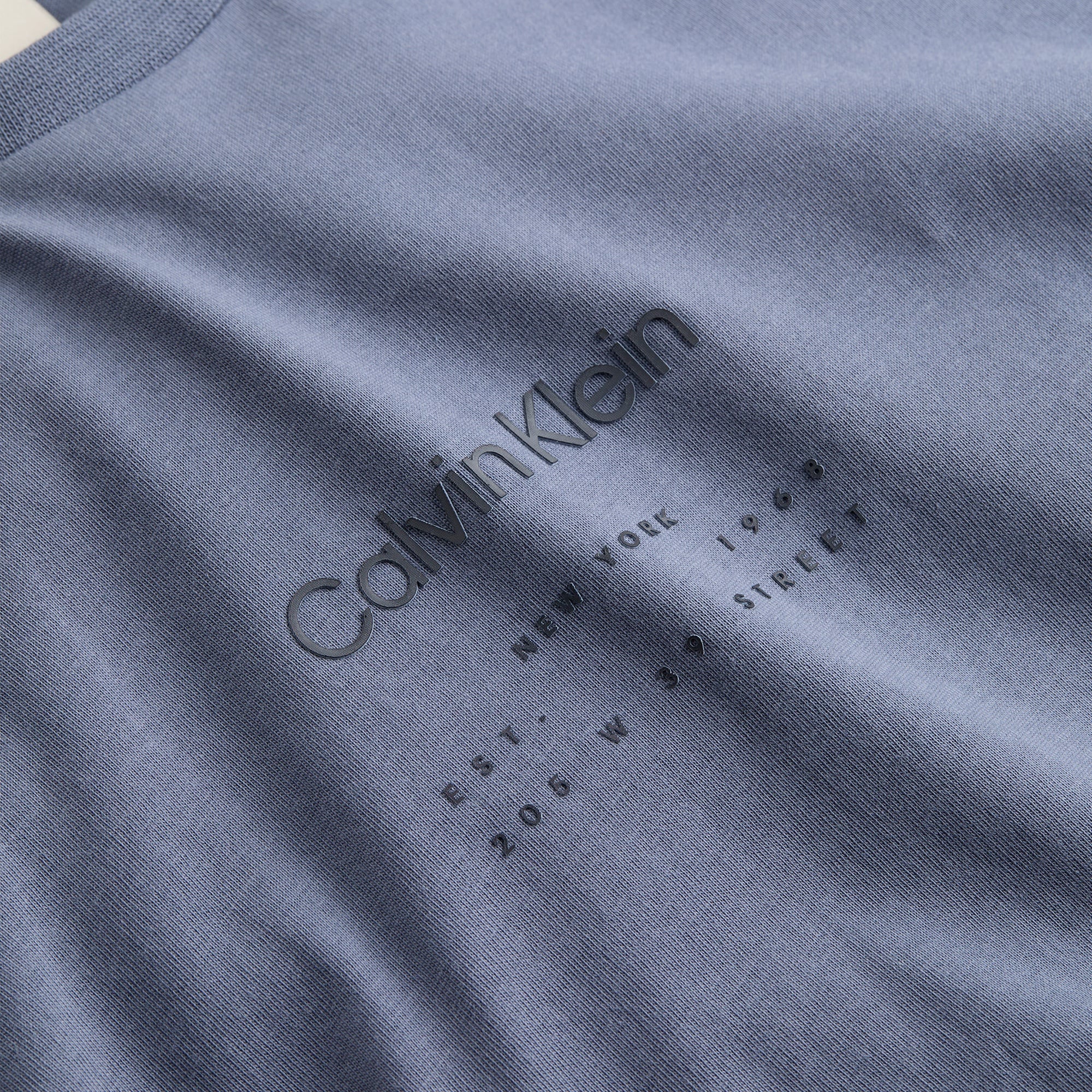 Calvin Klein Raised Editorial Logo Erkek Gri T-Shirt