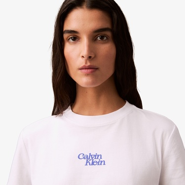  Calvin Klein Flocked Logo Kadın Beyaz T-Shirt