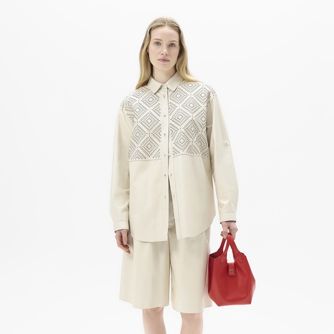  Kadın Beyaz Lazer Kesimli Geometrik Desenli Deri Gömlek