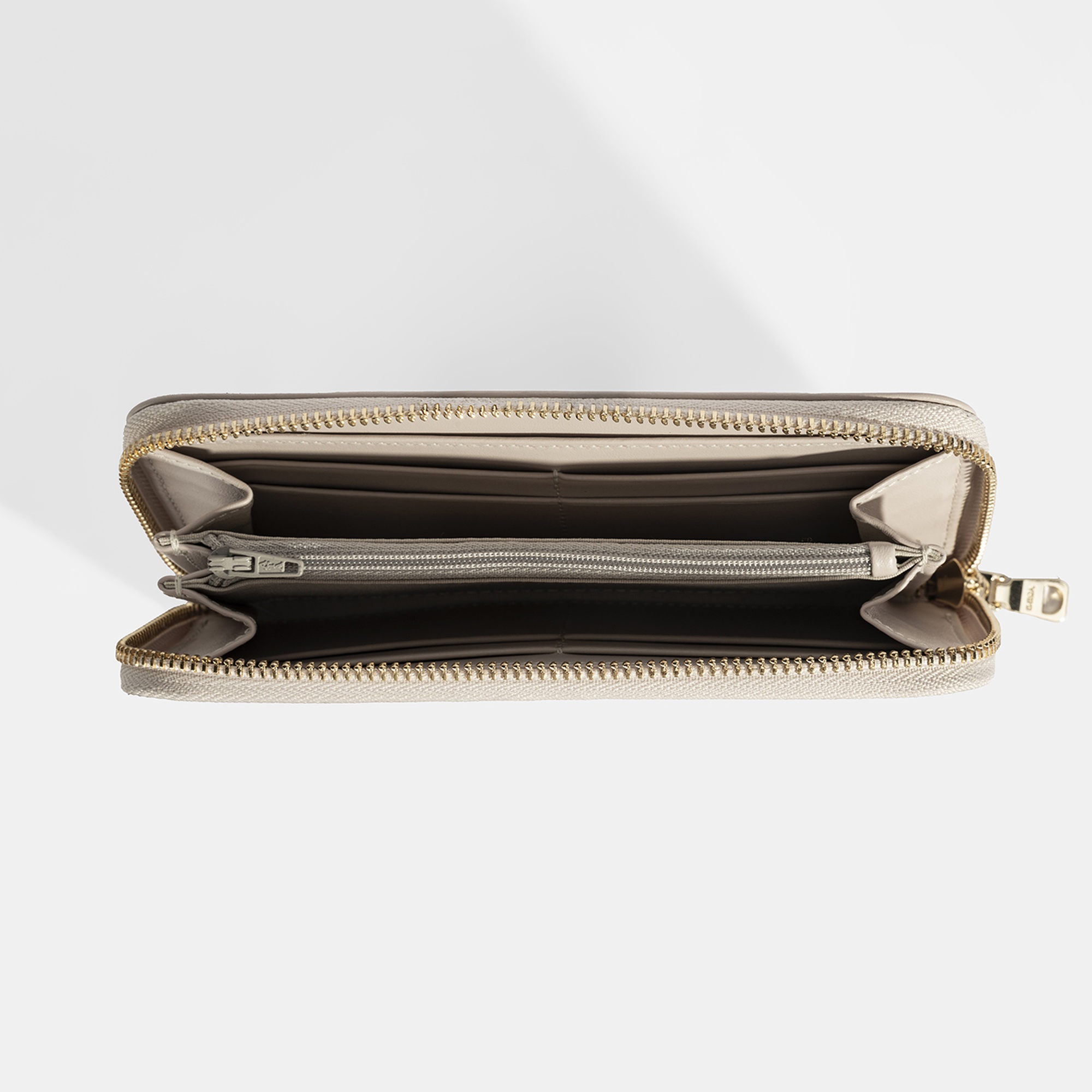 Kadın Gri Deri Cüzdan