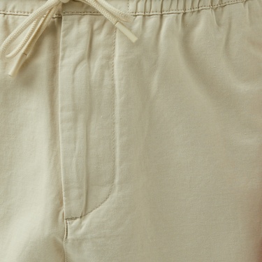  Erkek Relaxed Fit Bej Bermuda Şort