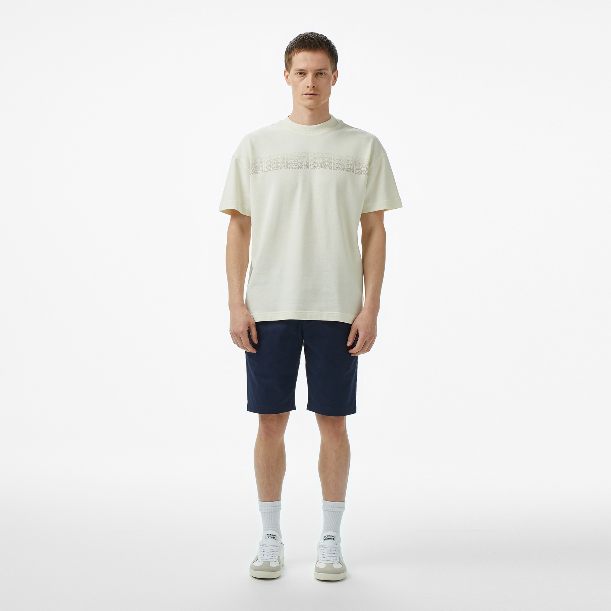 Lacoste Erkek Oversize Fit Bisiklet Yaka Baskılı Beyaz T-Shirt