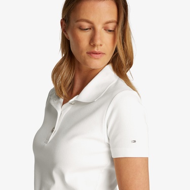  Tommy Hilfiger Slim Gold Button Kadın Beyaz Polo Yaka T-Shirt