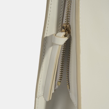  Kadın Beyaz Deri Omuz Çantası