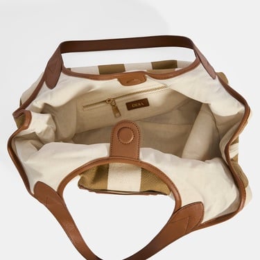  Kadın Monogram Logolu Vizon Çizgili Kumaş Omuz Çantası