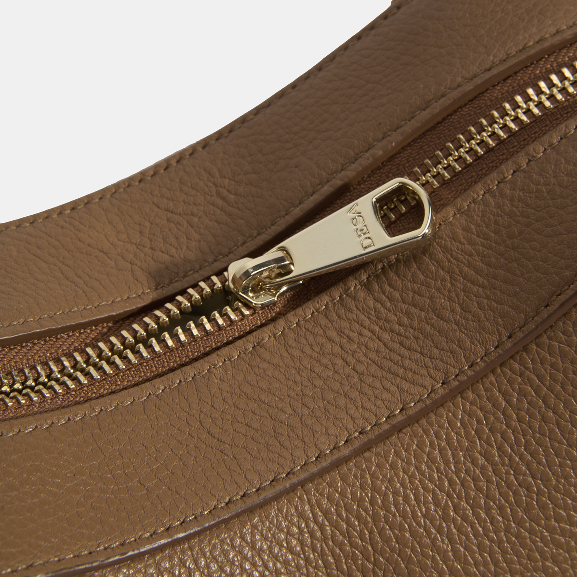 Kadın Taba Deri Çanta Aksesuarlı Büyük Omuz Çantası