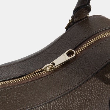  Kadın Kahve Deri Çanta Aksesuarlı Büyük Omuz Çantası