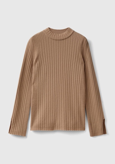  Kadın Kahverengi Yün Karışımlı Kol Ucu Yırtmaçlı Yarım Balıkçı Kazak