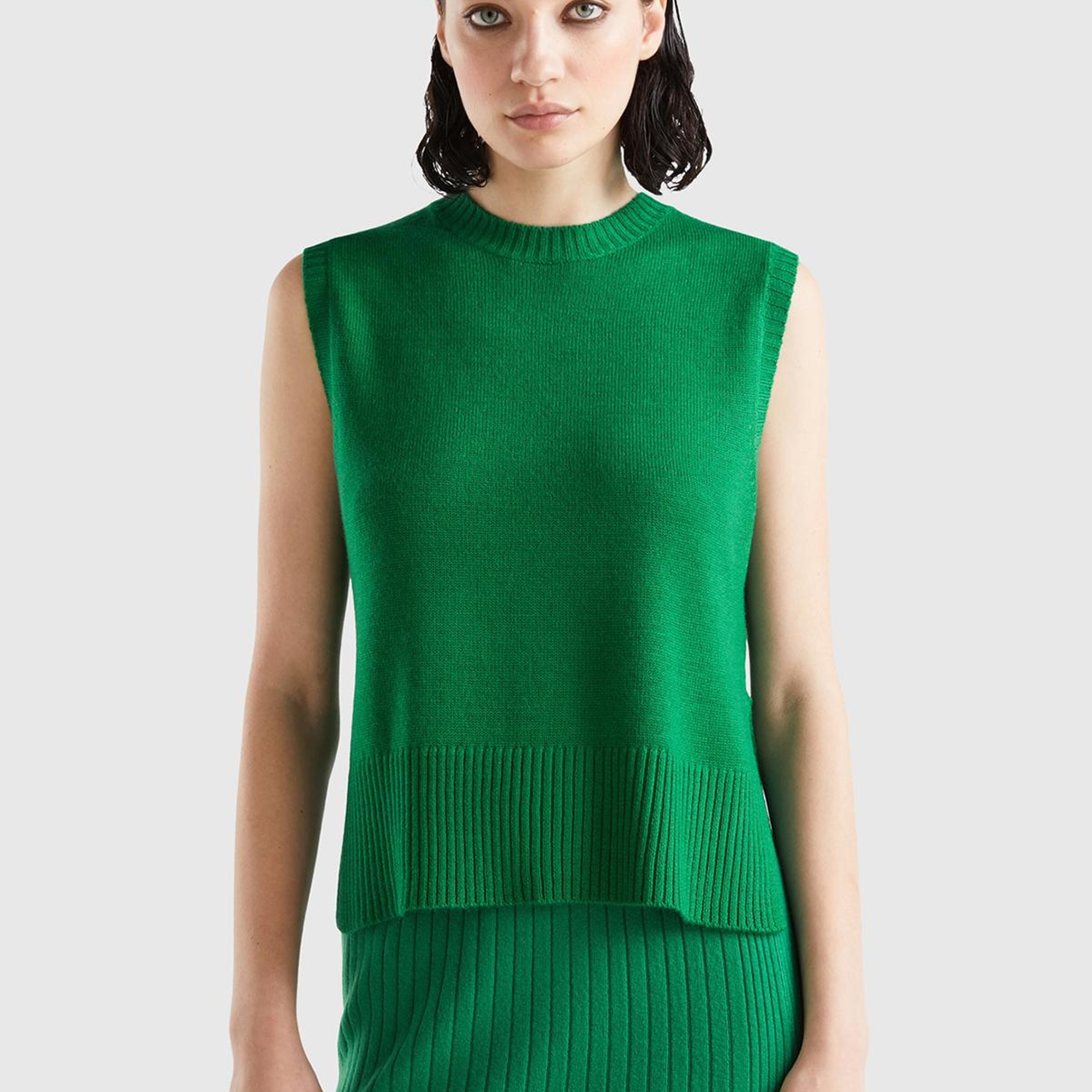 Kadın Yeşil Yün Karışımlı Arkası Uzun Süveter