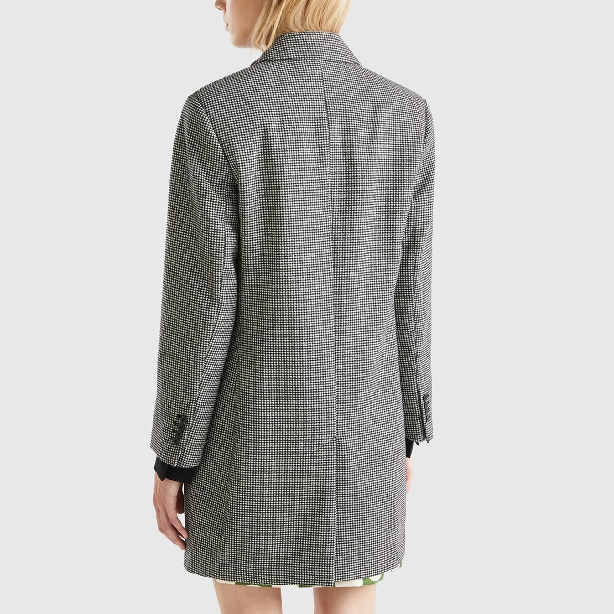 Kadın Siyah- Beyaz Ekoseli Palto