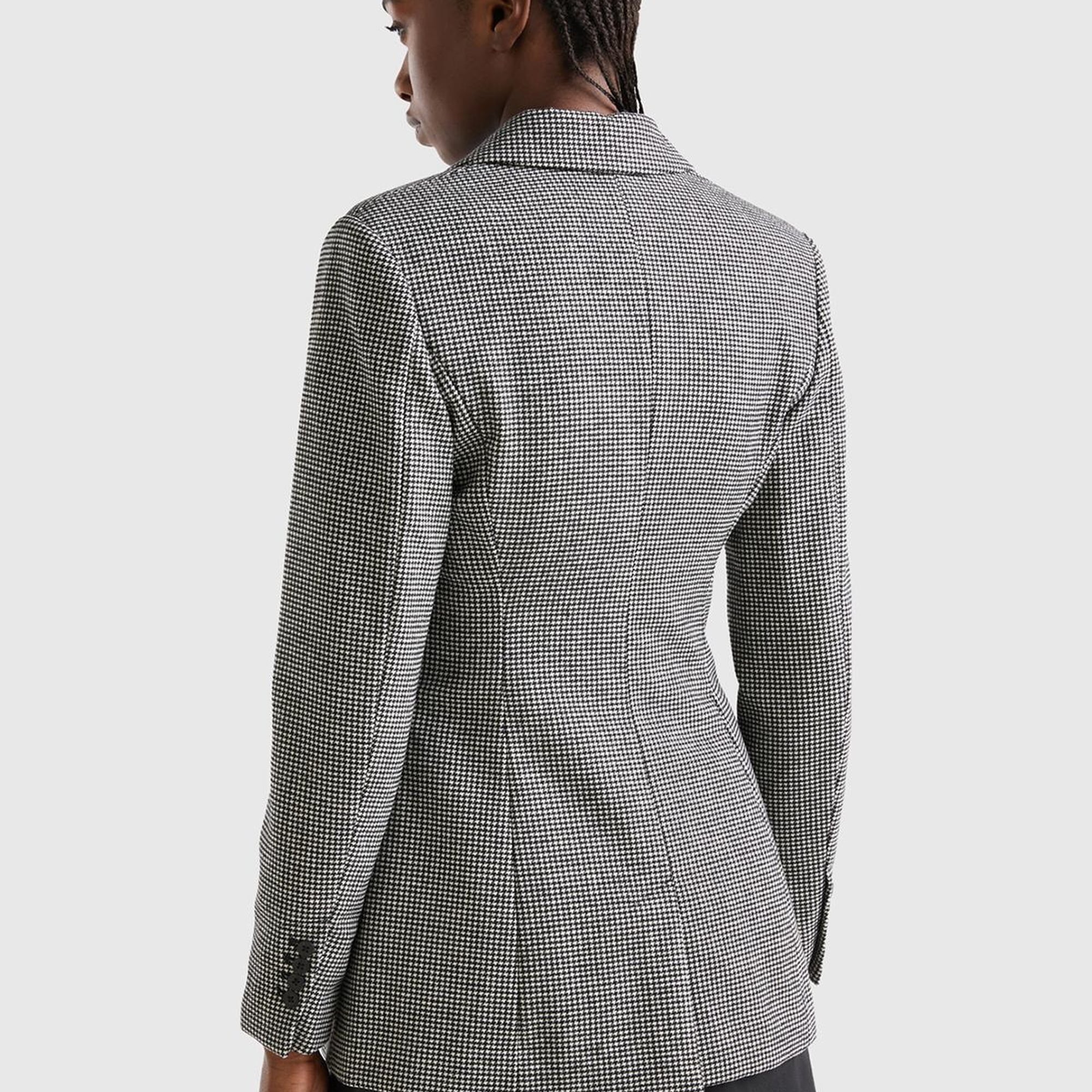 Kadın Siyah- Beyaz 2 Düğmeli Ceket