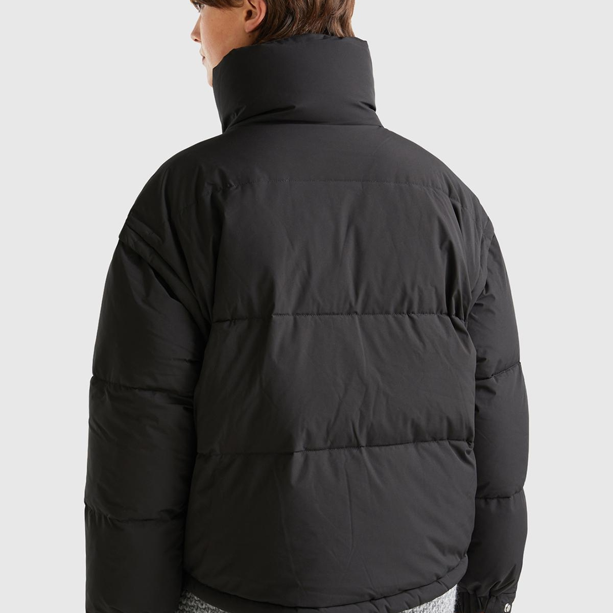 Kadın Siyah Kaz Tüyü Dolgulu Pufa Mont