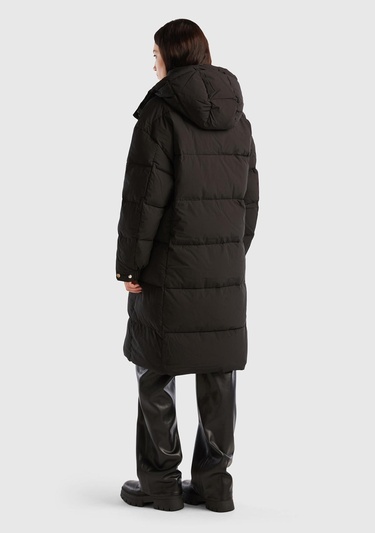  Kadın Siyah Kaz Tüyü Dolgulu Uzun Mont