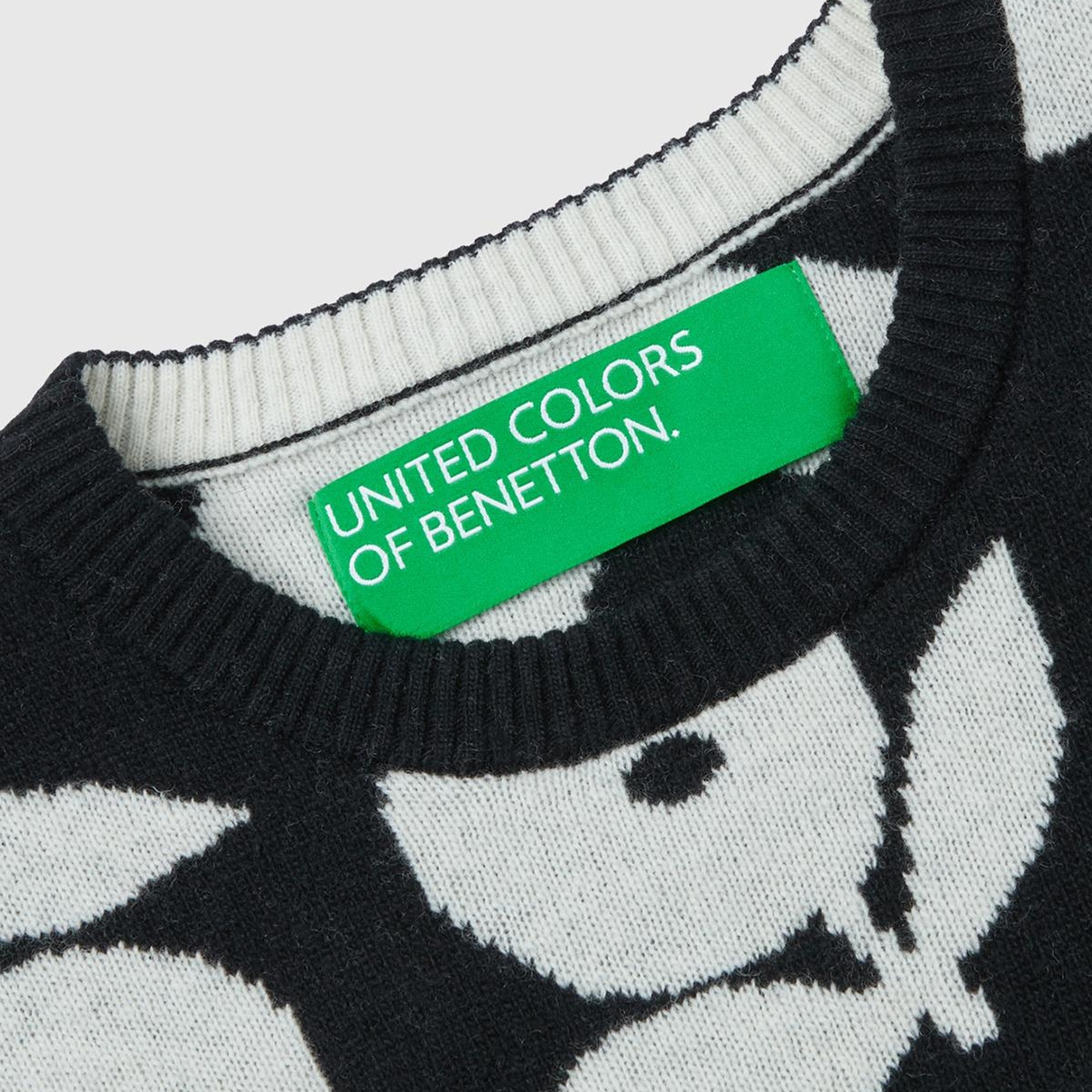 Kadın Siyah Yün Karışımlı Çiçek Desenli Kazak